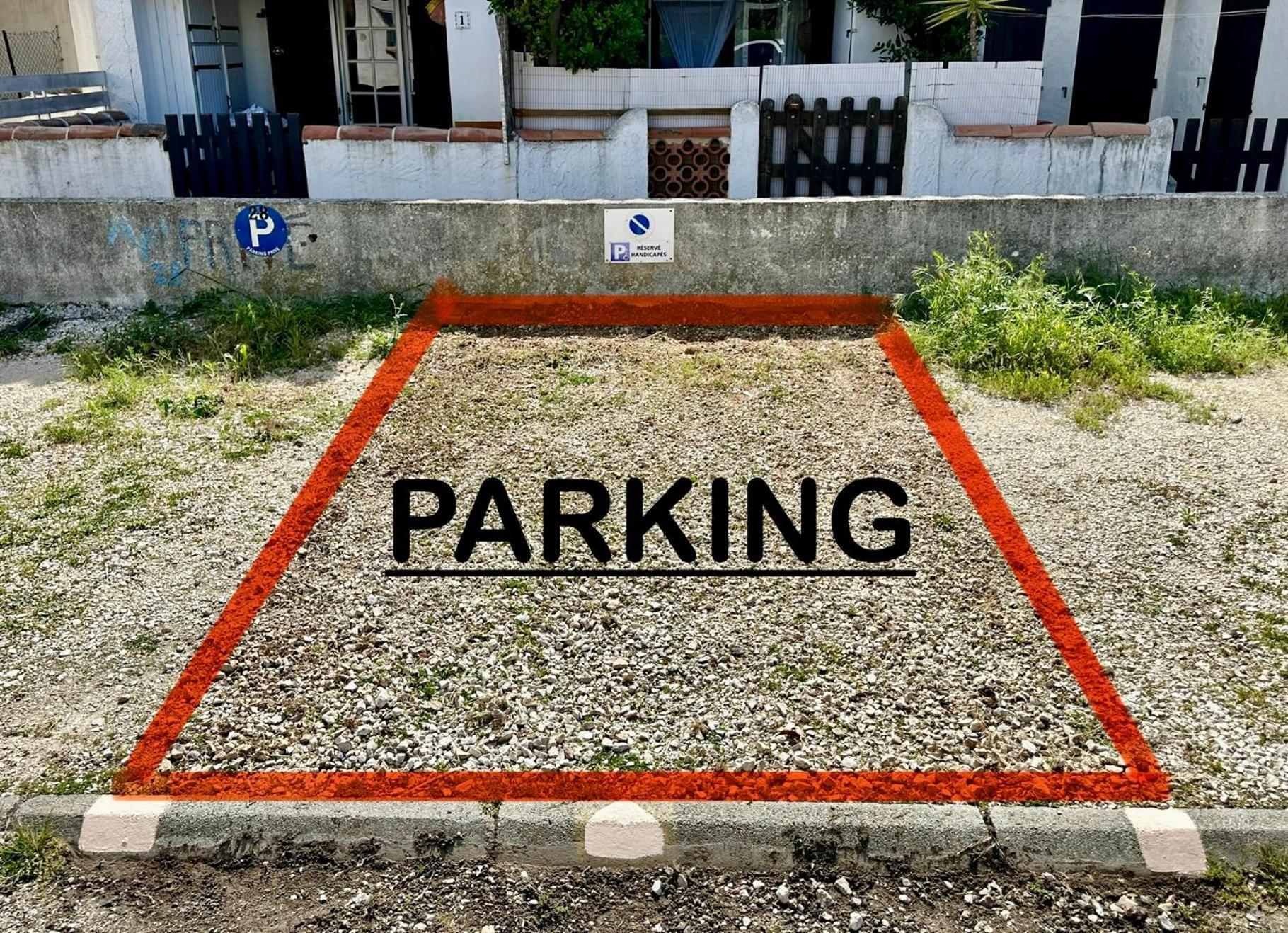 Appartement Climatise Avec Chambre Et Parking Privatif Locations Vld Camargue سانت ماري دو لا مير المظهر الخارجي الصورة